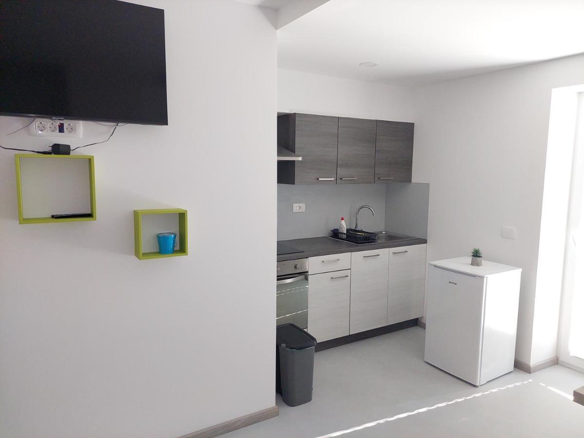 Apartma RENE Izola Bagian luar foto